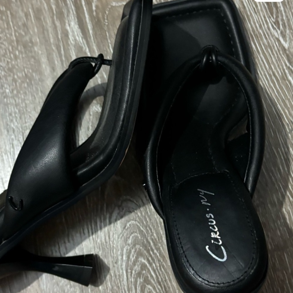 Circus by Sam Edelman Black Heels Sleek Design